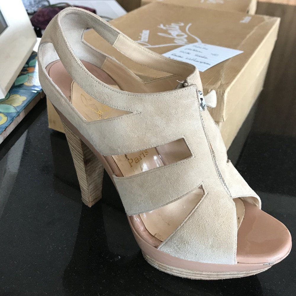 Christian Louboutin Zipette Heel in Nude